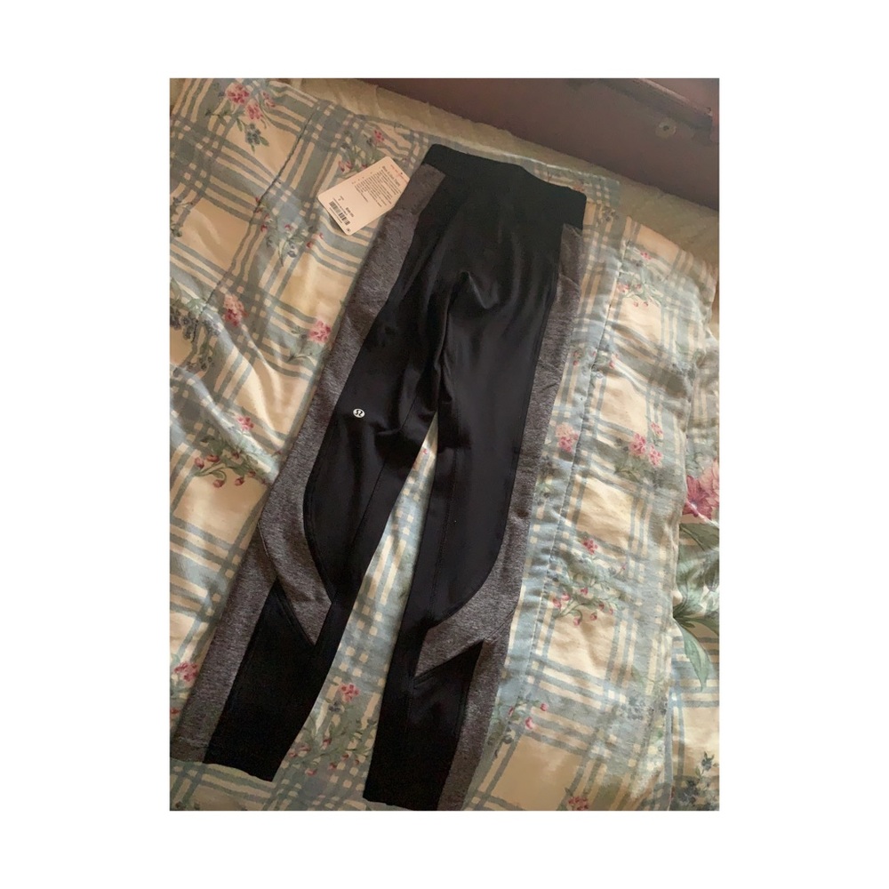 BNWT Rare Lululemon Box It Out Tight - Picture 4 of 6
